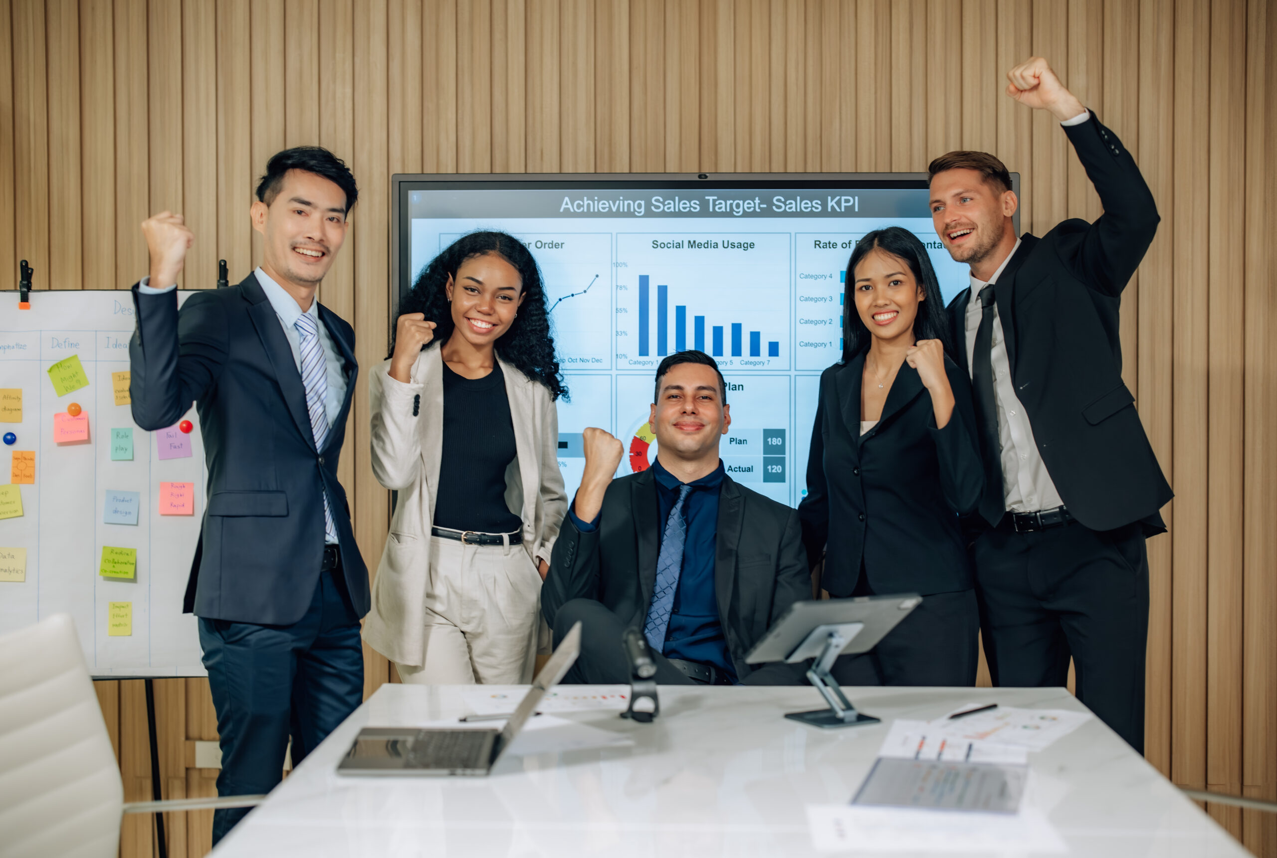 Retain Clients with Comp Central’s Flexible Solutions for Growing Businesses